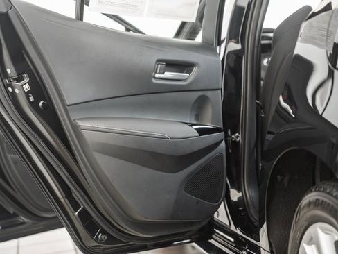 Used 2024 Toyota Corolla SE image 33