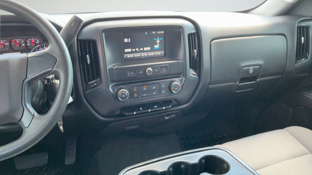Used 2018 Chevrolet Silverado 1500 Custom w/ Texas Edition RWD image 8
