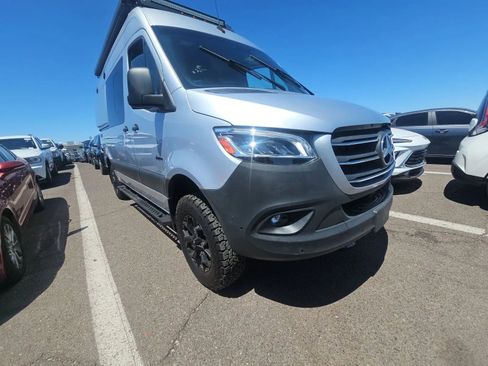Used 2021 Mercedes-Benz Sprinter 2500 w/ Comfort Plus Package image 3