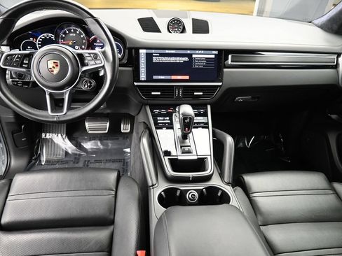 Certified 2021 Porsche Cayenne GTS AWD/4WD image 6