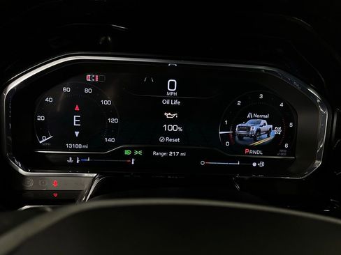 Used 2024 GMC Sierra 2500 SLT w/ SLT Premium Package image 22