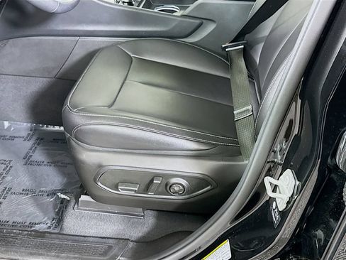 Used 2024 Jeep Grand Cherokee L Limited AWD/4WD image 25