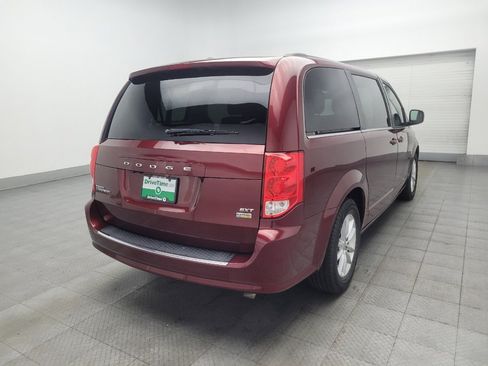 Used 2019 Dodge Grand Caravan SXT FWD image 9