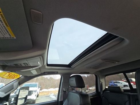 Used 2017 GMC Sierra 3500 Denali w/ Duramax Plus Package image 21