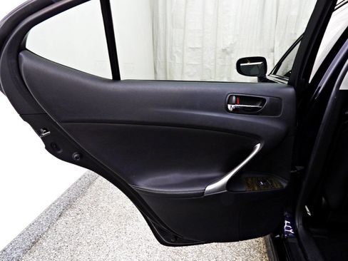 Used 2009 Lexus IS 250 AWD image 11