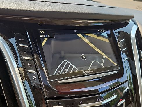 Used 2020 Cadillac Escalade ESV Luxury w/ LPO, Radiant Package AWD/4WD image 17