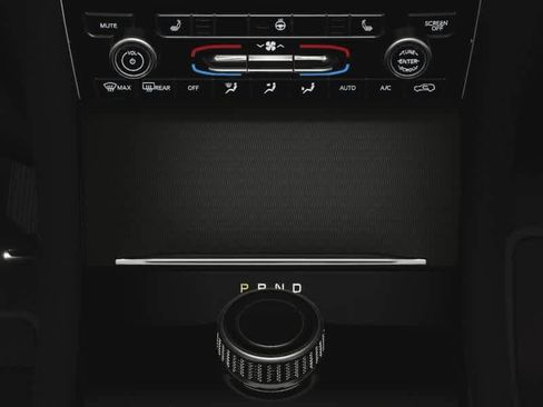 New 2025 Jeep Grand Cherokee L Altitude image 24