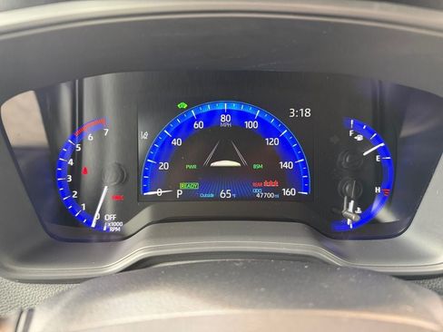 Used 2021 Toyota Corolla LE FWD image 14