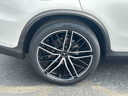 Certified 2022 Mercedes-Benz GLC 43 AMG 4MATIC image 19