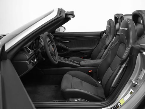 Certified 2025 Porsche 718 Boxster Spyder RS RWD image 55