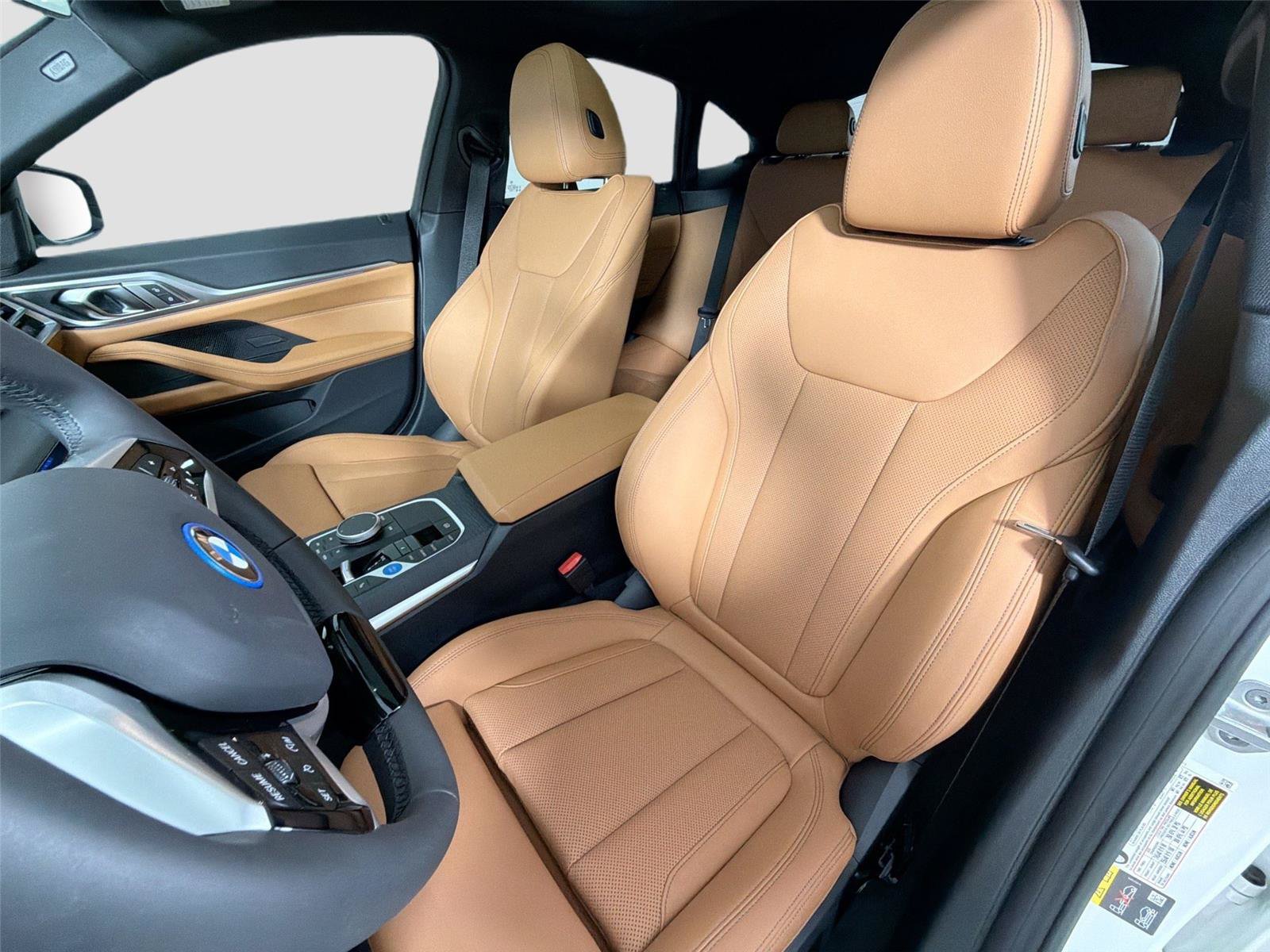New 2026 BMW i4 xDrive40i AWD/4WD image 40