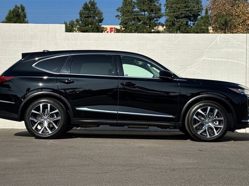Certified 2023 Acura MDX FWD w/ Technology Package image 6