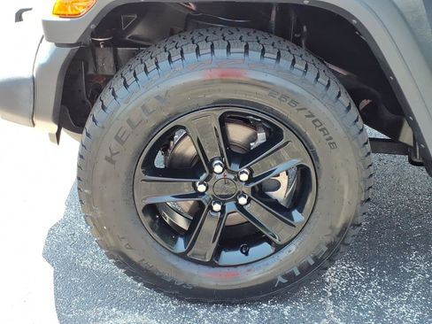Used 2021 Jeep Wrangler Unlimited Sport AWD/4WD image 30