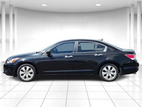 Used 2010 Honda Accord EX-L image 2