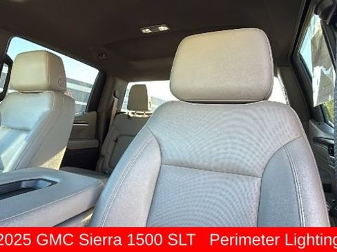 Used 2025 GMC Sierra 1500 SLT AWD/4WD image 11