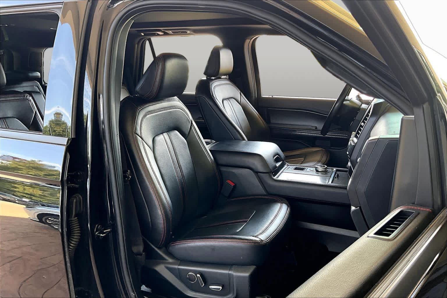 Used 2021 Ford Expedition Limited RWD image 8