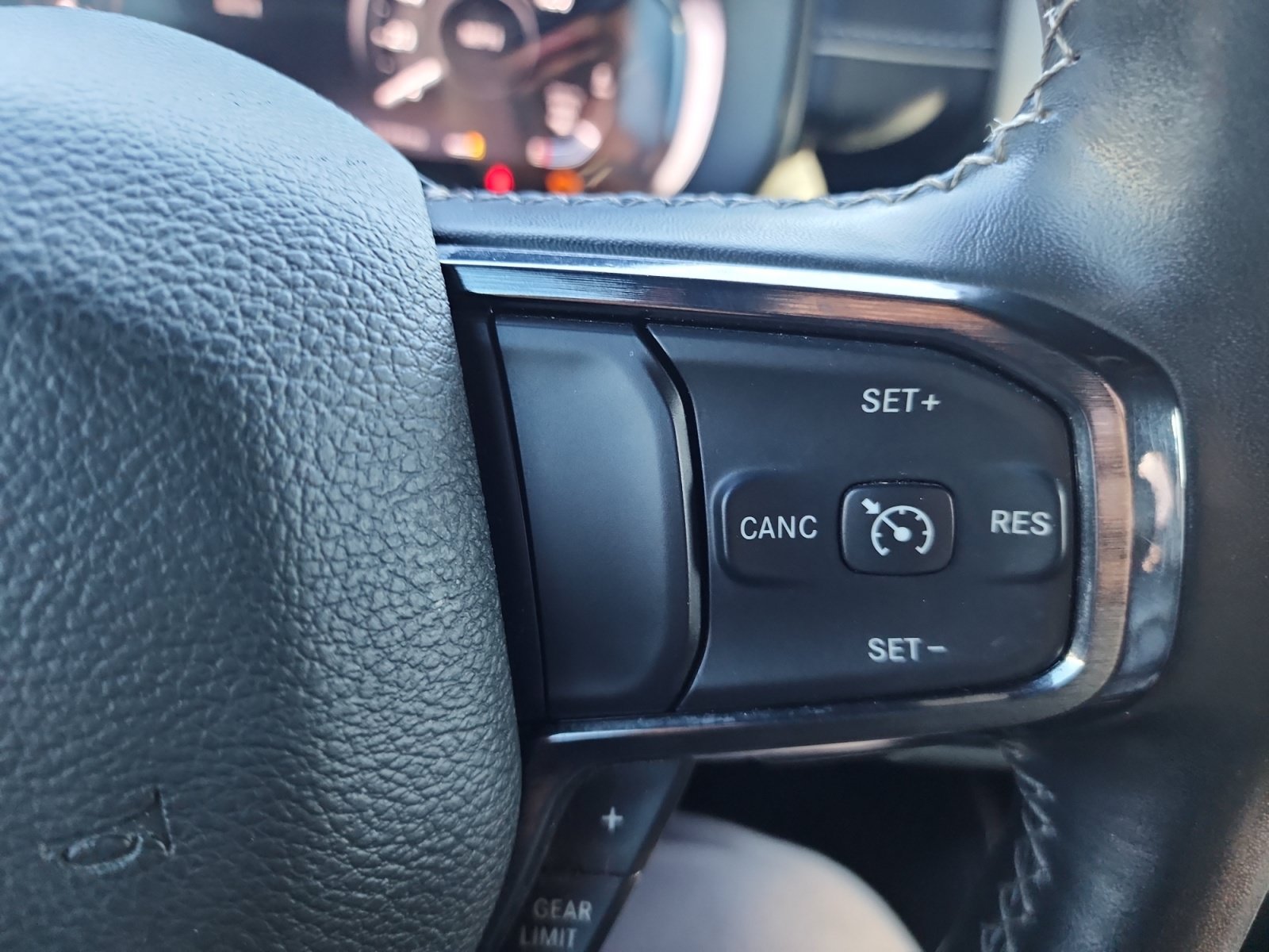 Used 2023 RAM 1500 Limited w/ Night Edition AWD/4WD image 18