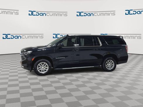 Used 2023 Chevrolet Suburban LT AWD/4WD image 6