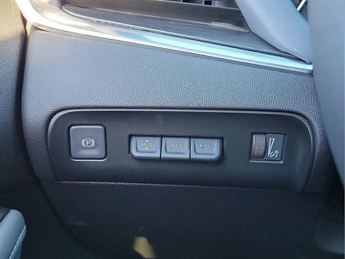 Used 2023 Buick Enclave Premium w/ Experience Buick Package image 15