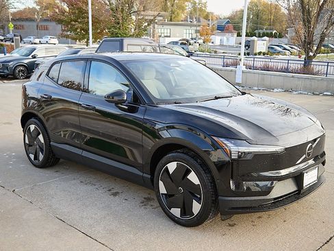 New 2025 Volvo EX30 Ultra w/ Protection Package Premier image 4