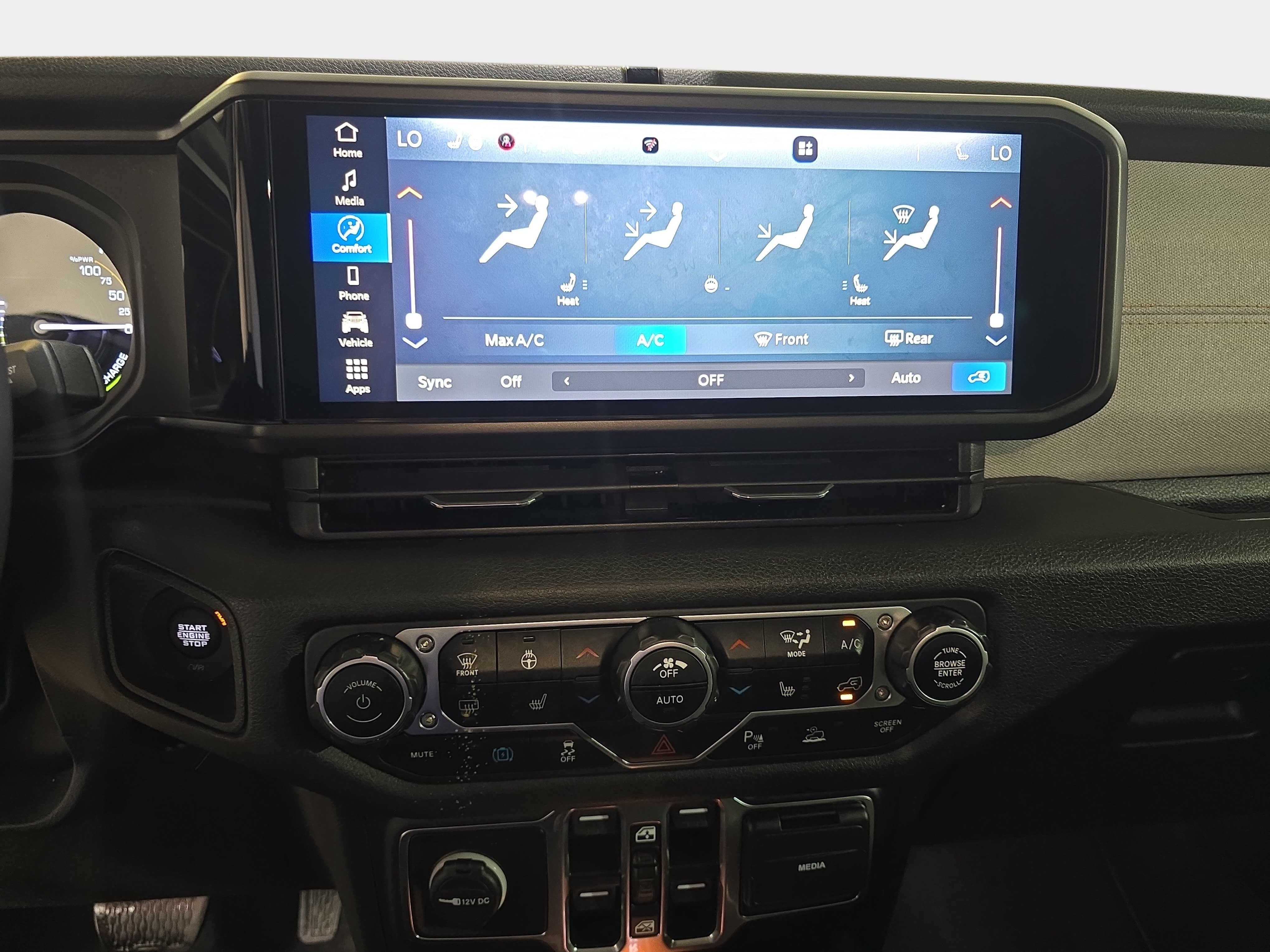 Used 2024 Jeep Wrangler Unlimited AWD/4WD image 21