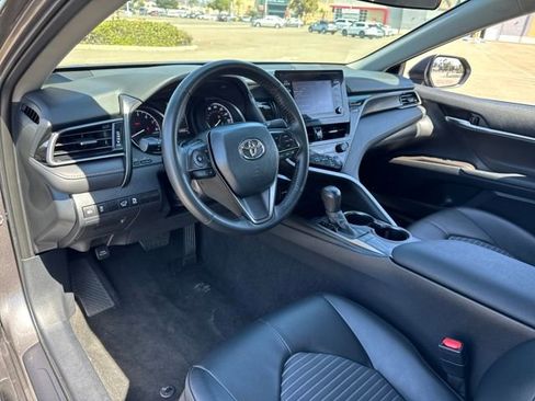 Used 2024 Toyota Camry SE image 8