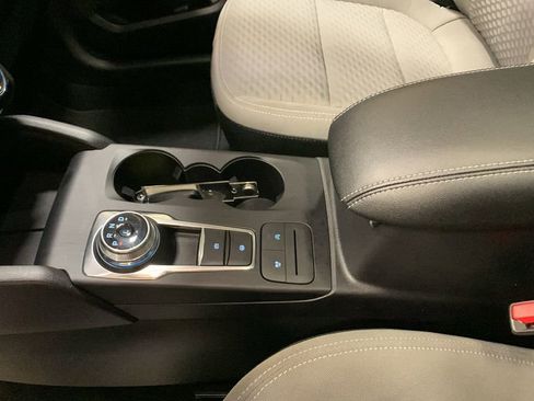 Used 2022 Ford Escape SE w/ Convenience Package image 38