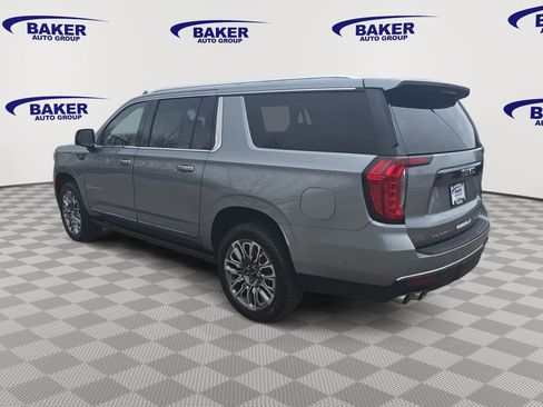 Certified 2023 GMC Yukon XL Denali Ultimate AWD/4WD image 7