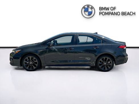 Used 2025 Toyota Corolla SE FWD image 4