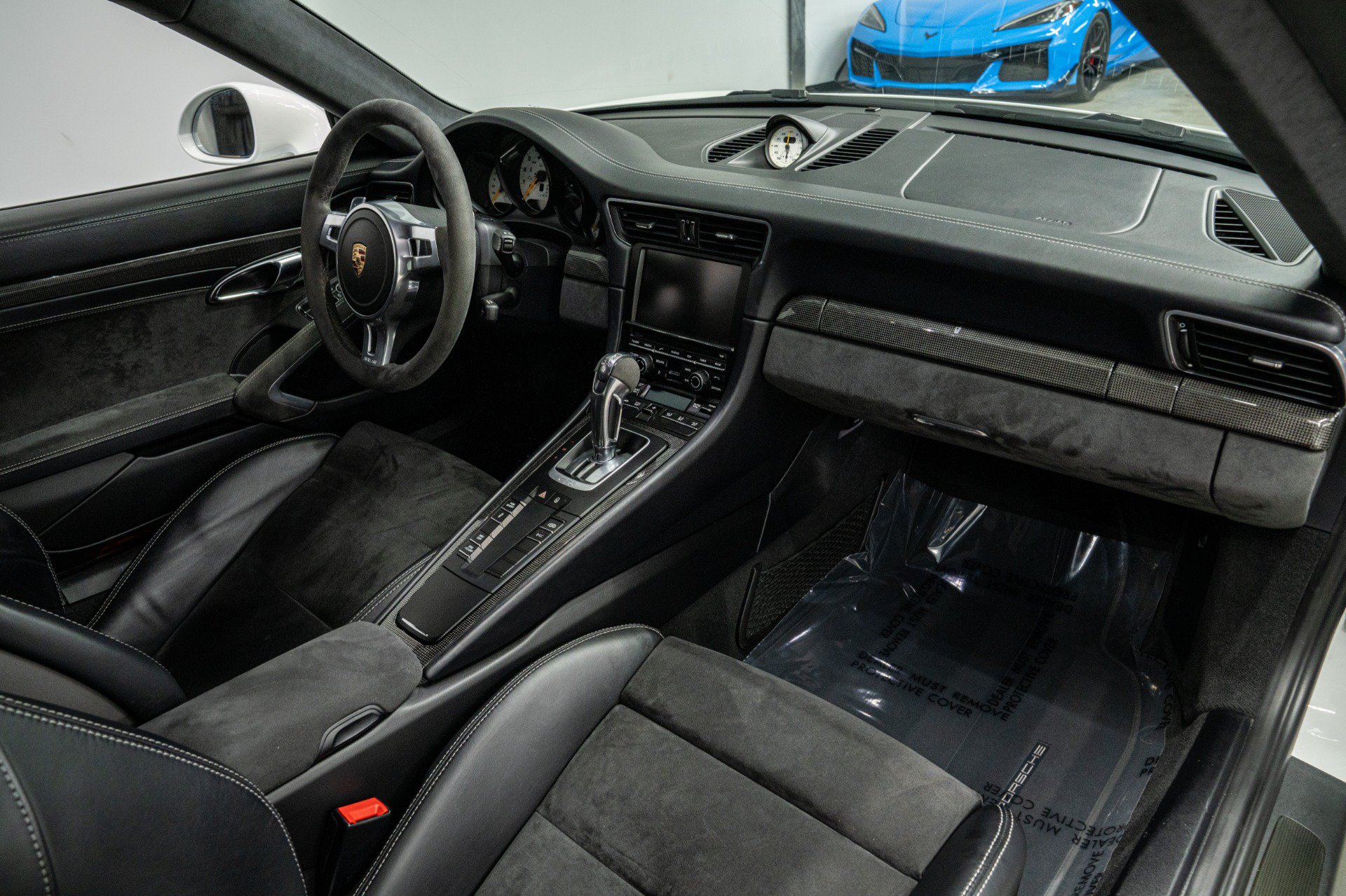 Used 2015 Porsche 911 GT3 RWD image 13