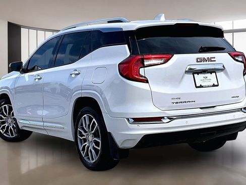 Used 2023 GMC Terrain Denali w/ Denali Premium Package AWD/4WD image 12