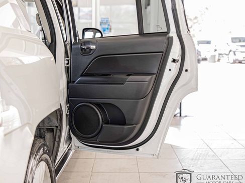 Used 2017 Jeep Compass Sport w/ Power Value Group image 36