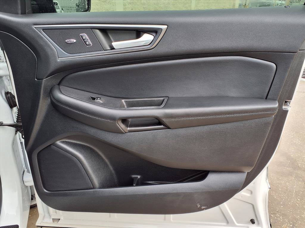 Used 2022 Ford Edge SE AWD/4WD image 10