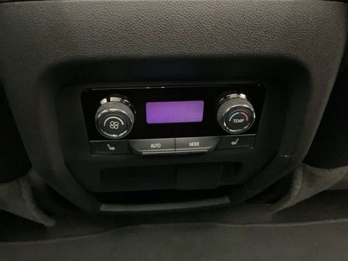 Certified 2024 Chevrolet Traverse RS image 32