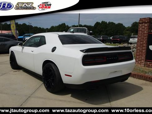 Used 2020 Dodge Challenger R/T Scat Pack RWD image 5