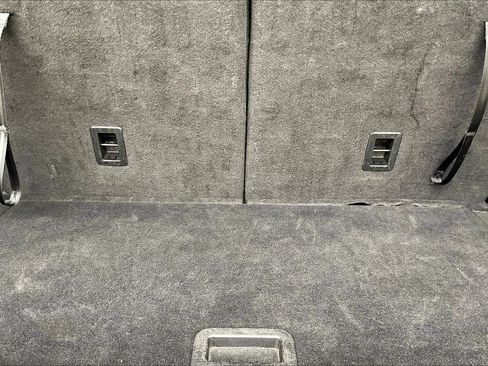 Used 2023 Ford Explorer Limited image 24