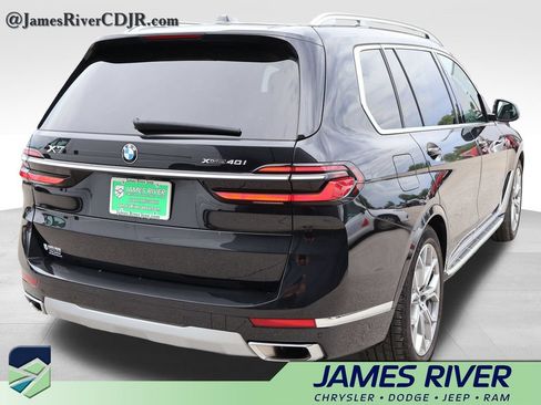Used 2025 BMW X7 xDrive40i AWD/4WD image 5