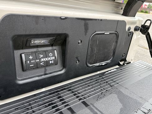 Used 2026 GMC Sierra 1500 AT4X w/ LPO, Black Badging Package AWD/4WD image 9