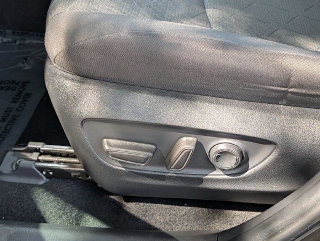 Used 2021 Toyota RAV4 XLE FWD image 25