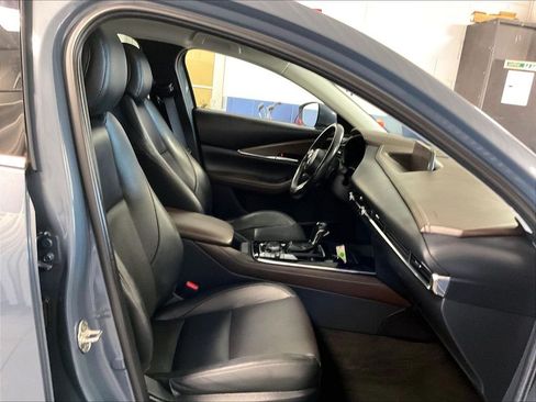 Used 2021 MAZDA CX-30 AWD 2.5 S w/ Premium Package image 11