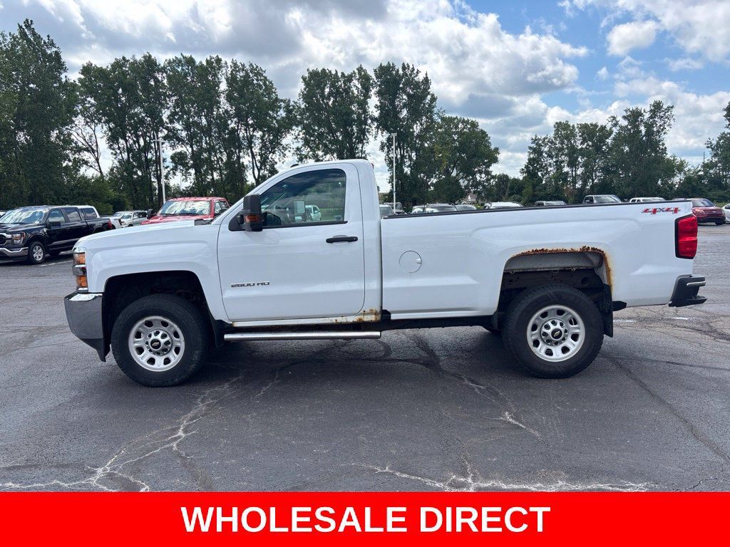 Used 2016 Chevrolet Silverado 2500 W/T w/ WT Convenience Package AWD/4WD image 2