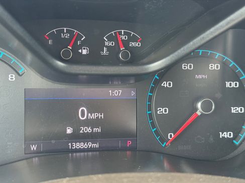 Used 2020 Chevrolet Colorado LT w/ Safety Package RWD image 21