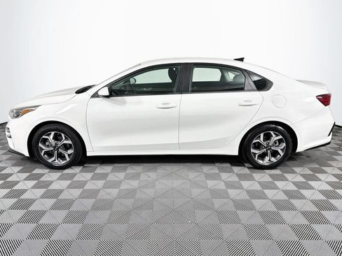 Used 2019 Kia Forte LXS FWD image 7
