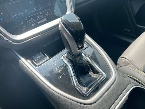 Used 2024 Subaru Outback Onyx Edition XT AWD/4WD image 18