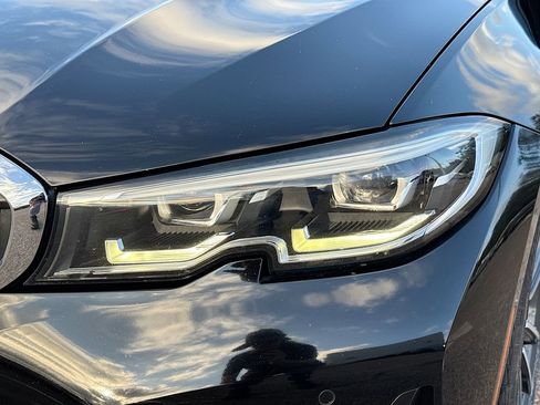 Used 2020 BMW 330i 330i w/ Premium Package image 9