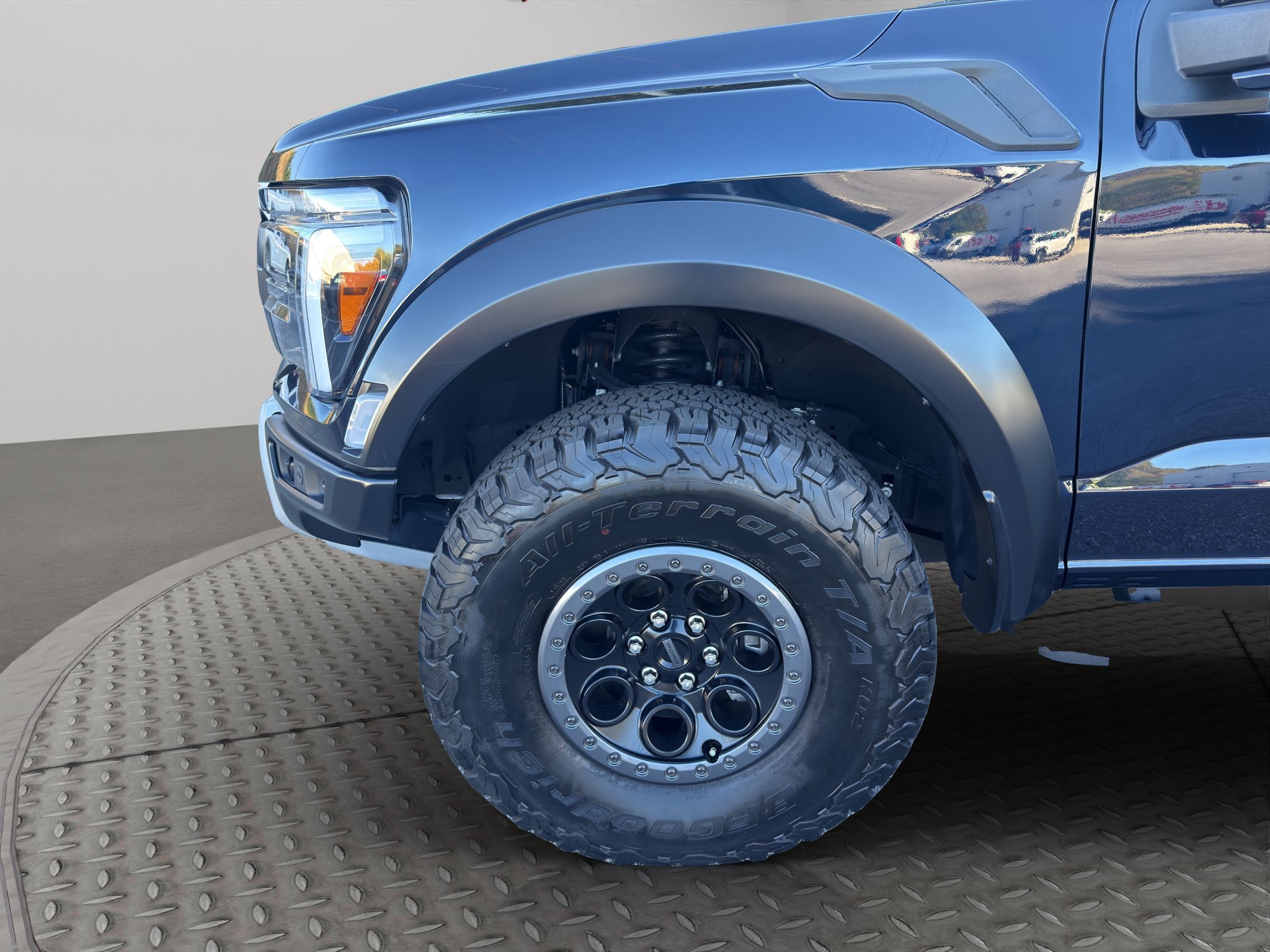 Used 2025 Ford F150 Raptor AWD/4WD image 15