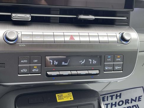 New 2026 Hyundai Kona SEL Premium FWD image 30