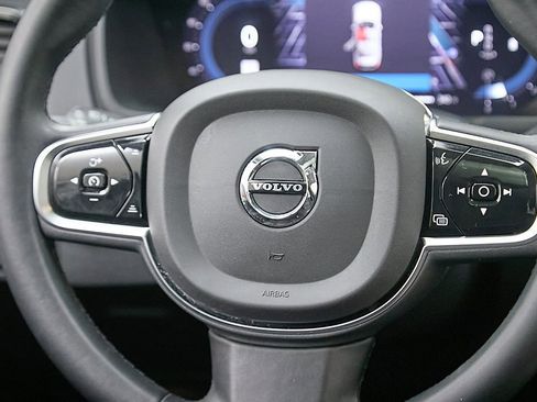 Used 2023 Volvo XC90 B6 Plus w/ Protection Package Premier image 26