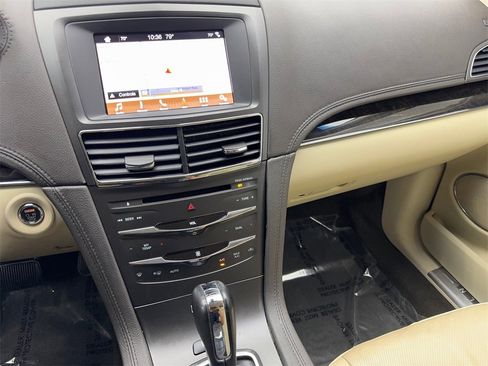 Used 2019 Lincoln MKT AWD image 64