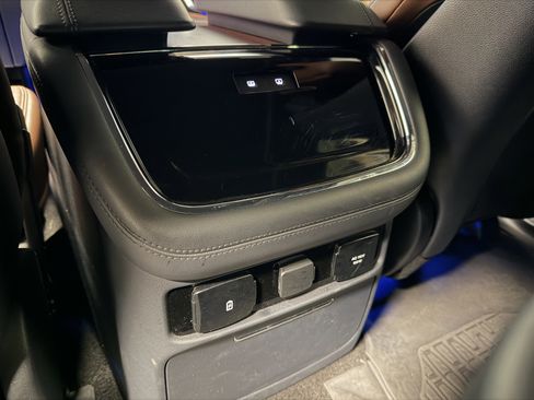 Used 2024 Lincoln Navigator Reserve image 30